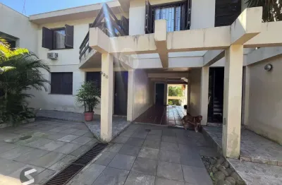 Casa com 6 quartos à venda na Rua Doutor Barcelos, 1019, Tristeza, Porto Alegre