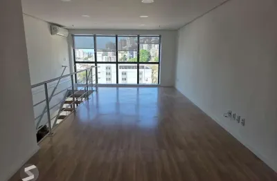 Apartamento à venda na Rua Ramiro Barcelos, 751, Floresta, Porto Alegre