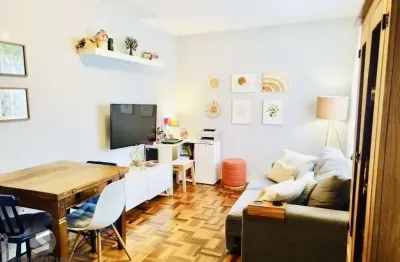 Apartamento com 2 quartos à venda na Rua Ângelo Crivellaro, 102, Jardim do Salso, Porto Alegre