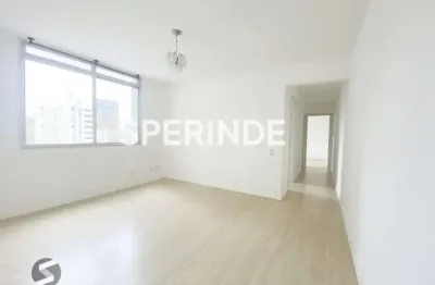 Ótimo apartamento de 02 dormitórios, área de serviço com banheiro auxiliar e 01 vaga de garagem no bairro boa vista