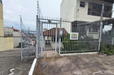 Casa com 3 quartos à venda na Rua Alcebíades Antônio dos Santos, 695, Nonoai, Porto Alegre