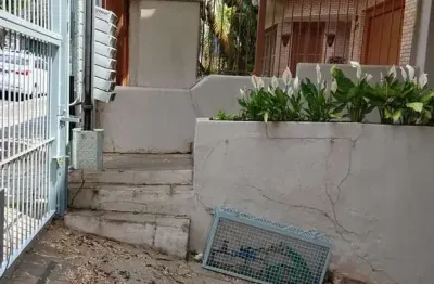 Excelente apto 2 dormitório recém reformado, vaga coberta e fechada - vila ipiranga