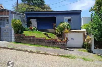 Casa com 4 quartos à venda na Rua Monte Castelo, 260, Cavalhada, Porto Alegre