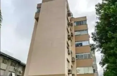 Apartamento com 02 quartos e 01 vaga coberta no bairro menino deus, porto alegre