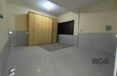 Casa com 5 quartos à venda na Rua Rafael Clark, 565, Partenon, Porto Alegre