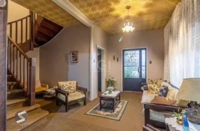 Casa com 3 quartos à venda na Rua Olinda, 546, São Geraldo, Porto Alegre