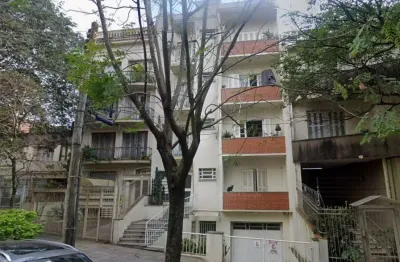 Apartamento de 2 dormitórios no bairro Independência DESOCUPADO