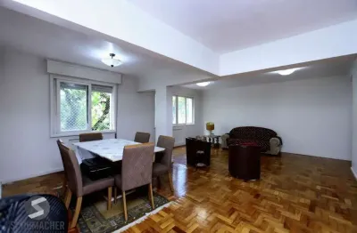 Vende-se apartamento com 3 quartos (1 suíte), 104 m² e 1 vaga – Moinhos de Vento