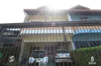 Casa para Venda - 200m², 4 dormitórios, sendo 1 suites, 3 vagas - Ipanema