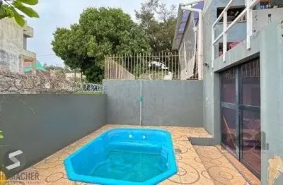 Casa Condominio em Porto Alegre, no bairro Campo Novo, com 3 dormitório(s), e 3