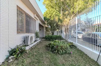 Casa com 3 quartos à venda na Rua Magalhães Calvet, 253, Sarandi, Porto Alegre