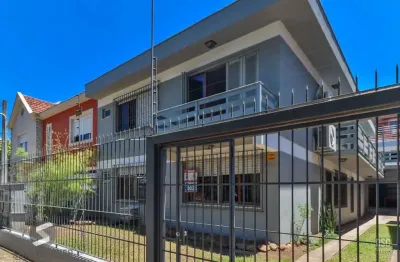 Casa com 7 quartos à venda na Rua das Caravelas, 332, Vila Ipiranga, Porto Alegre