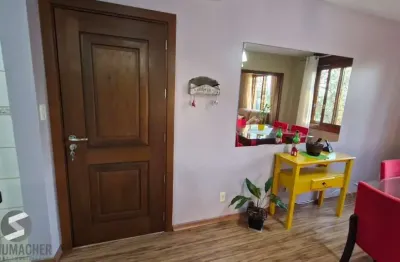 Apartamento pronto para morar, todo reformado, 3 dormitórios, banheiro, cozinha, área de serviço e 1 garagem