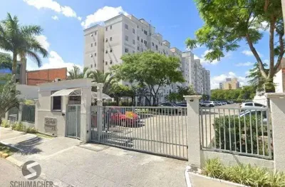 Cobertura com 2 quartos e 1 vaga de garagem na Rua Sadi Castro.