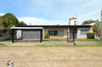 Casa com 3 quartos à venda na Rua Torres, 223, Ipanema, Porto Alegre