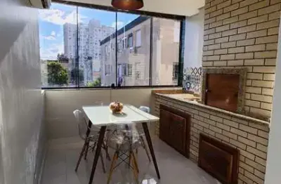 Apartamento mobiliado com churraqueira e garagem em Porto Alegre