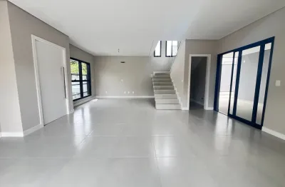 Casa geminada nova com 3 suítes - prática e elegante próximo ao novo comércio do córrego grande