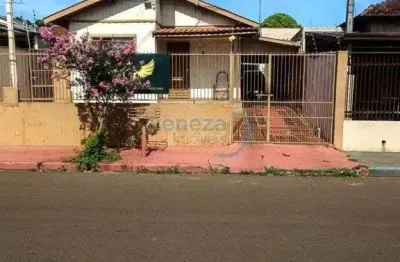 Casa residencial com 2 quartos  à venda, 146.19 m2 por r$320000.00  - castelo - londrina/pr