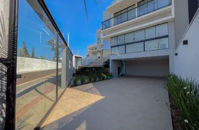 Casa Residencial com 3 quartos  à venda, 203.00 m2 por R$1290000.00  - Universitario - Londrina/PR