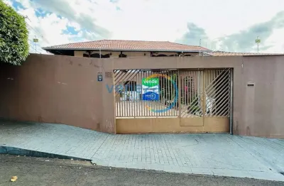 Casa residencial com 3 quartos  à venda, 237.00 m2 por r$795000.00  - lindoia - londrina/pr