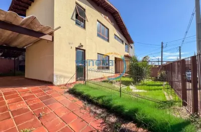 Casa Residencial com 4 quartos  à venda, 384.00 m2 por R$1100000.00  - California - Londrina/PR