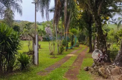 Chácara-Imóvel-Rural com 2 quartos  à venda, 180.00 m2 por R$980000.00  - Patrimonio Espirito Santo - Londrina/PR