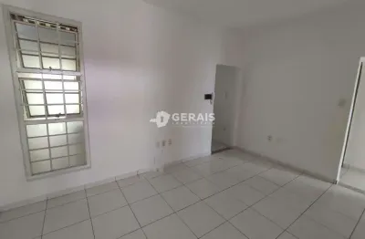 Casa para aluguel, 3 quartos, 1 suíte, 2 vagas, nações - divinópolis/mg