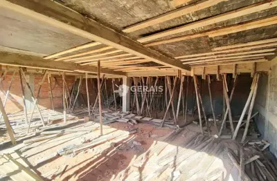 Ponto comercial para alugar no Alvorada, Divinópolis 