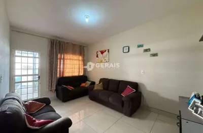 Casa à venda, 3 quartos, 1 suíte, 2 vagas, chanadour - divinópolis/mg