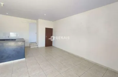 Ponto comercial para alugar no Dulphe Pinto de Aguiar, Divinópolis 