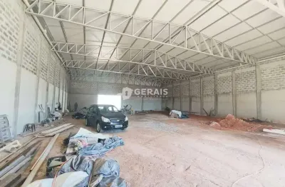 Barracão / Galpão / Depósito para alugar no São José, Divinópolis 