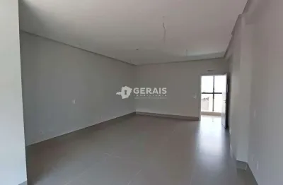 Sala comercial para alugar no São João de Deus, Divinópolis 