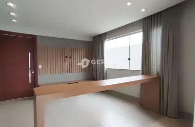 Casa à venda, 4 quartos, 1 suíte, 3 vagas, residencial doutor walchir resende costa - divinópolis/mg