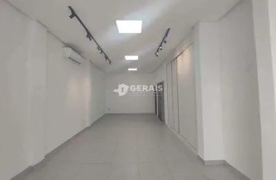 Ponto comercial para alugar no Sidil, Divinópolis 