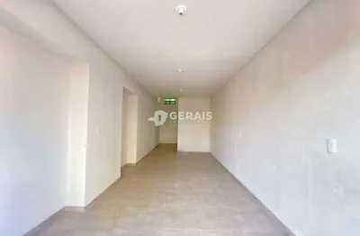 Ponto comercial para alugar no Interlagos, Divinópolis 