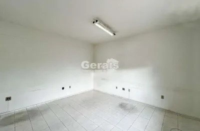 Sala comercial para alugar no Bom Pastor, Divinópolis 