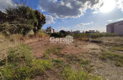 Terreno comercial para alugar no Oliveiras, Divinópolis 