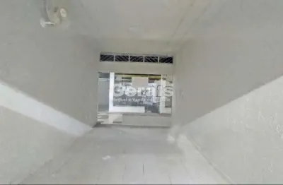 Ponto comercial para alugar no Bom Pastor, Divinópolis 