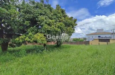 Terreno comercial para alugar no Santa Tereza, Divinópolis 