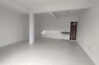 Ponto comercial para alugar no São Miguel, Divinópolis 