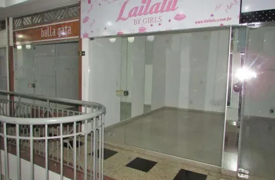 Ponto comercial para alugar no Santa Clara, Divinópolis 