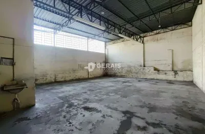 Barracão / Galpão / Depósito para alugar na Vila Cruzeiro, Divinópolis 