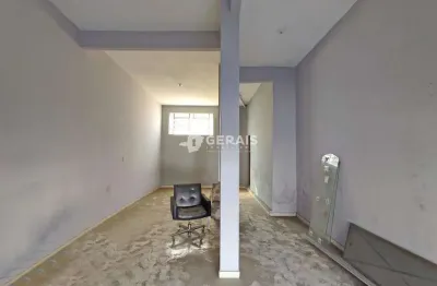 Ponto comercial para alugar no Centro, Divinópolis 