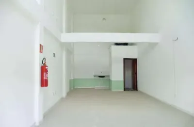 Ponto comercial para alugar no Santa Clara, Divinópolis 