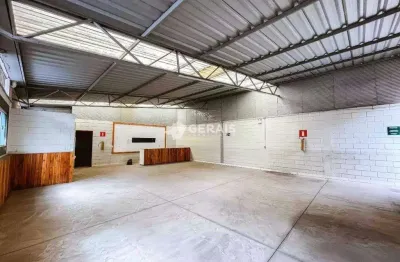 Barracão / Galpão / Depósito para alugar no Levindo Paula Pereira, Divinópolis 