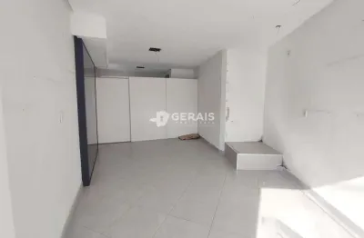 Ponto comercial para alugar no Niterói, Divinópolis 