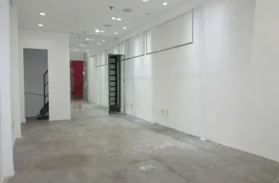 Ponto comercial para alugar no Bom Pastor, Divinópolis 