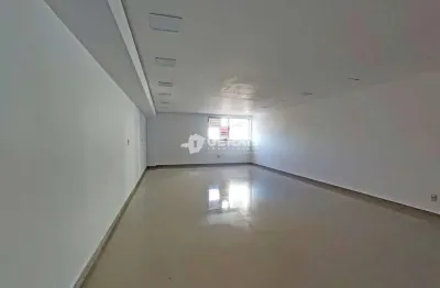 Sala comercial para alugar no Liberdade, Divinópolis 