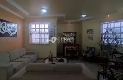 Casa à venda, 3 quartos, 1 suíte, 2 vagas, bom pastor - divinópolis/mg
