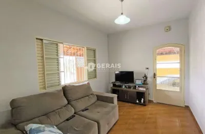 Casa à venda, 3 quartos, 2 vagas, santo antônio dos campos (ermida) - divinópolis/mg